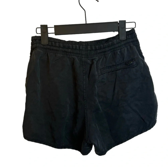 LULULEMON VARSITY BURNOUT SHORTS - Picture 2 of 6